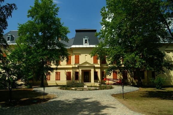 Főnix Kastélyszanatórium